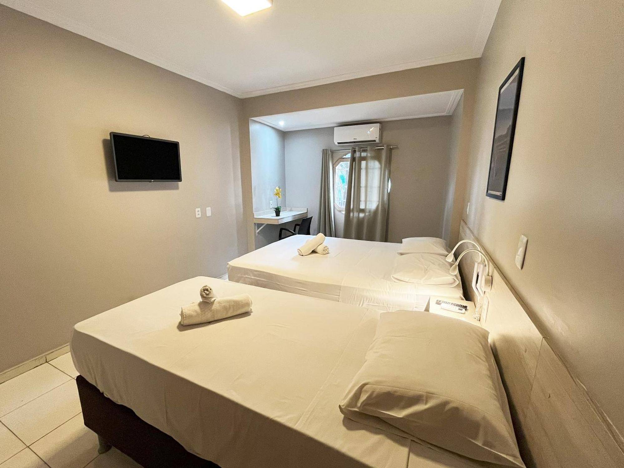 Hotel Econotel By Bsb Inn Brazíliaváros Kültér fotó