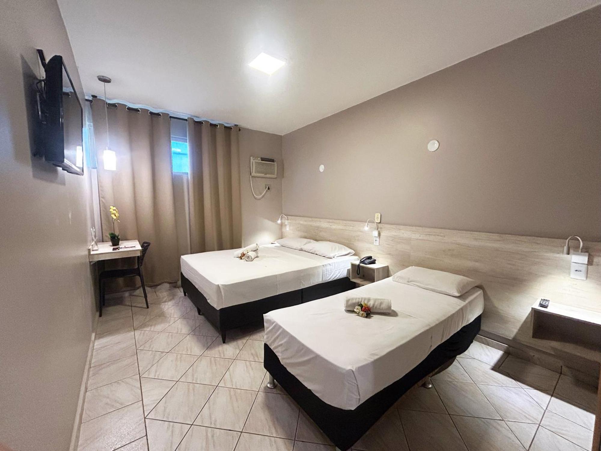 Hotel Econotel By Bsb Inn Brazíliaváros Kültér fotó