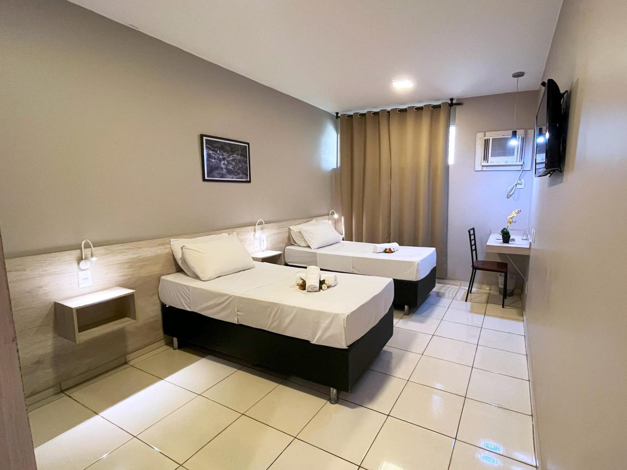 Hotel Econotel By Bsb Inn Brazíliaváros Kültér fotó