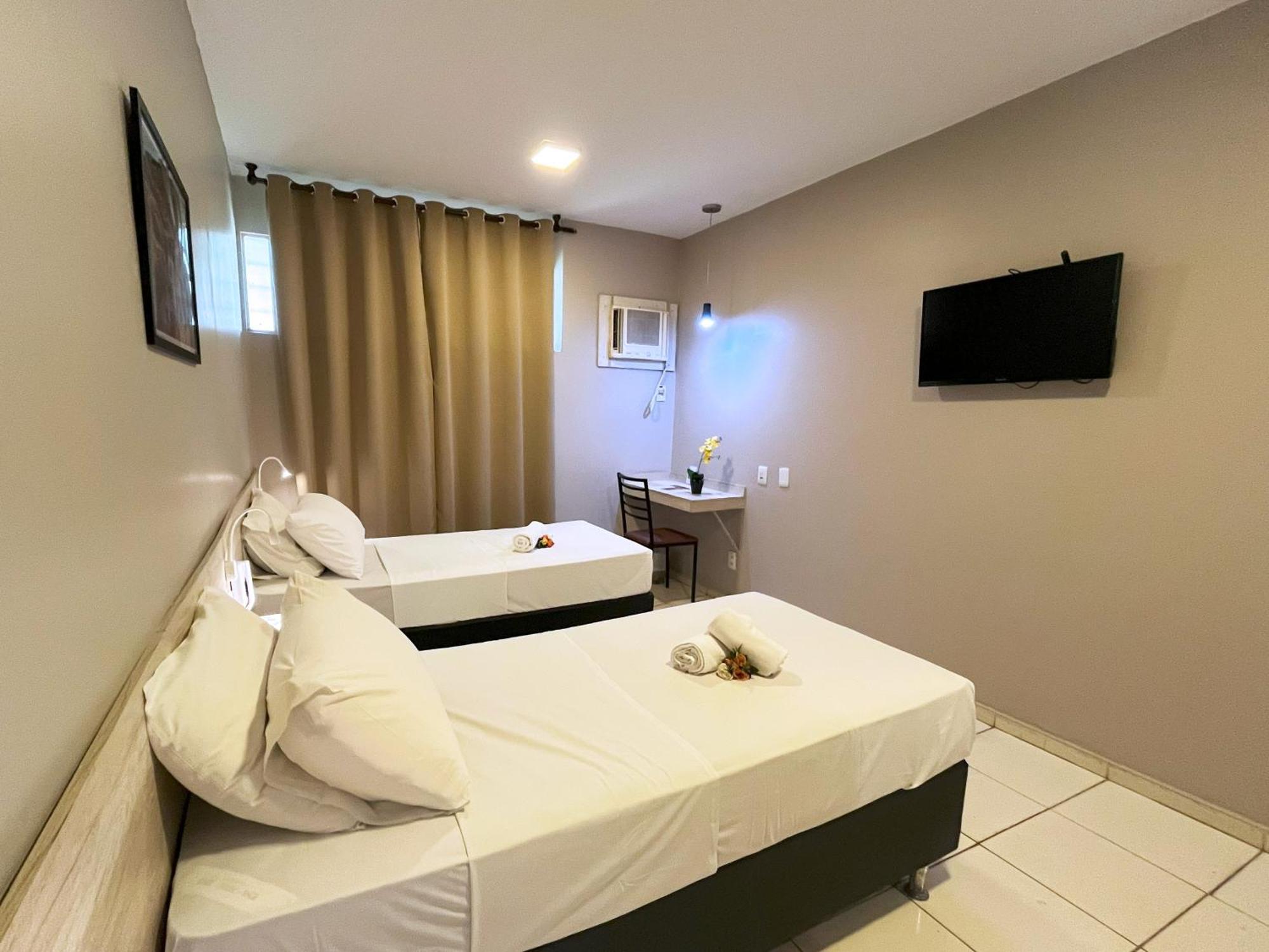 Hotel Econotel By Bsb Inn Brazíliaváros Kültér fotó